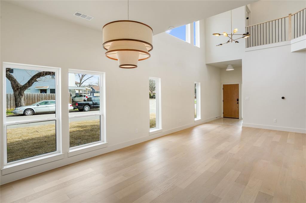Mount Auburn - Residential