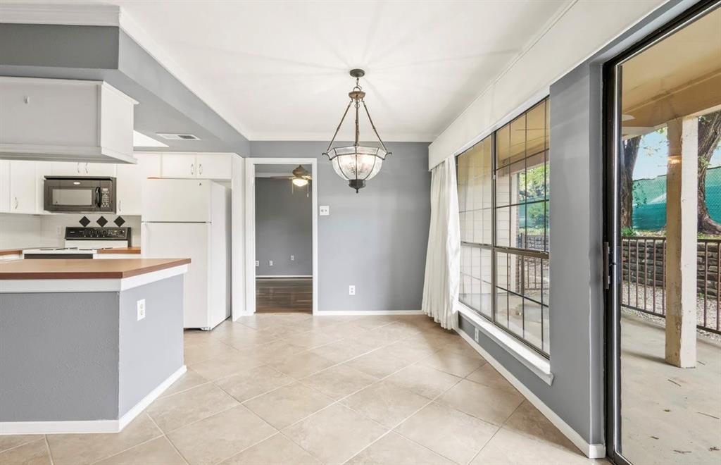 Wedglea Place Condo - Residential