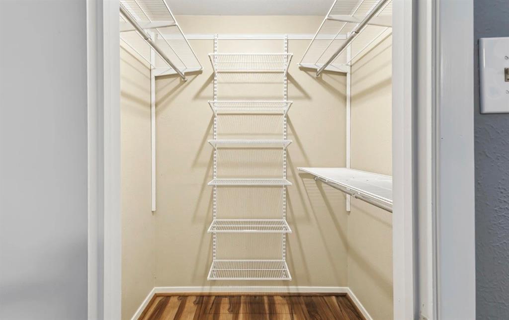 Wedglea Place Condo - Residential