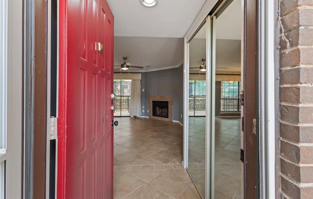 Wedglea Place Condo - Residential
