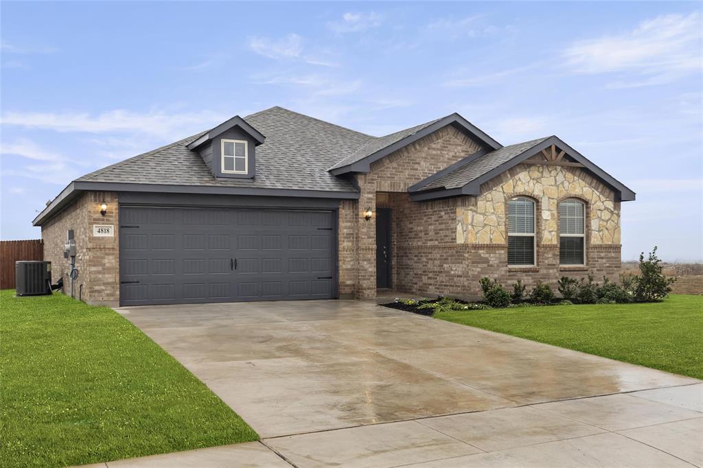 Sanger Circle - Residential