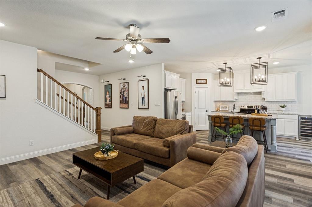 Crown Valley Estates Ph - Residential