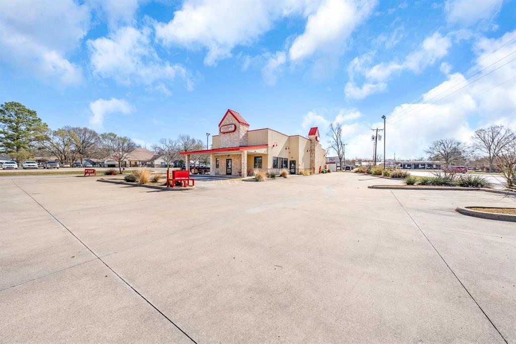 Warren - Commercial Sale