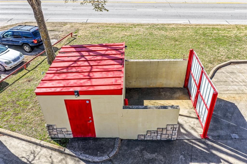 Warren - Commercial Sale
