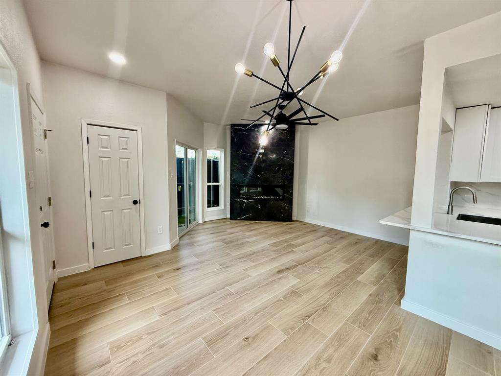 Ashton Square Condo - Residential