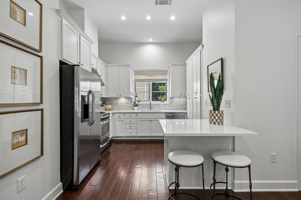 Vine Condominiums - Residential