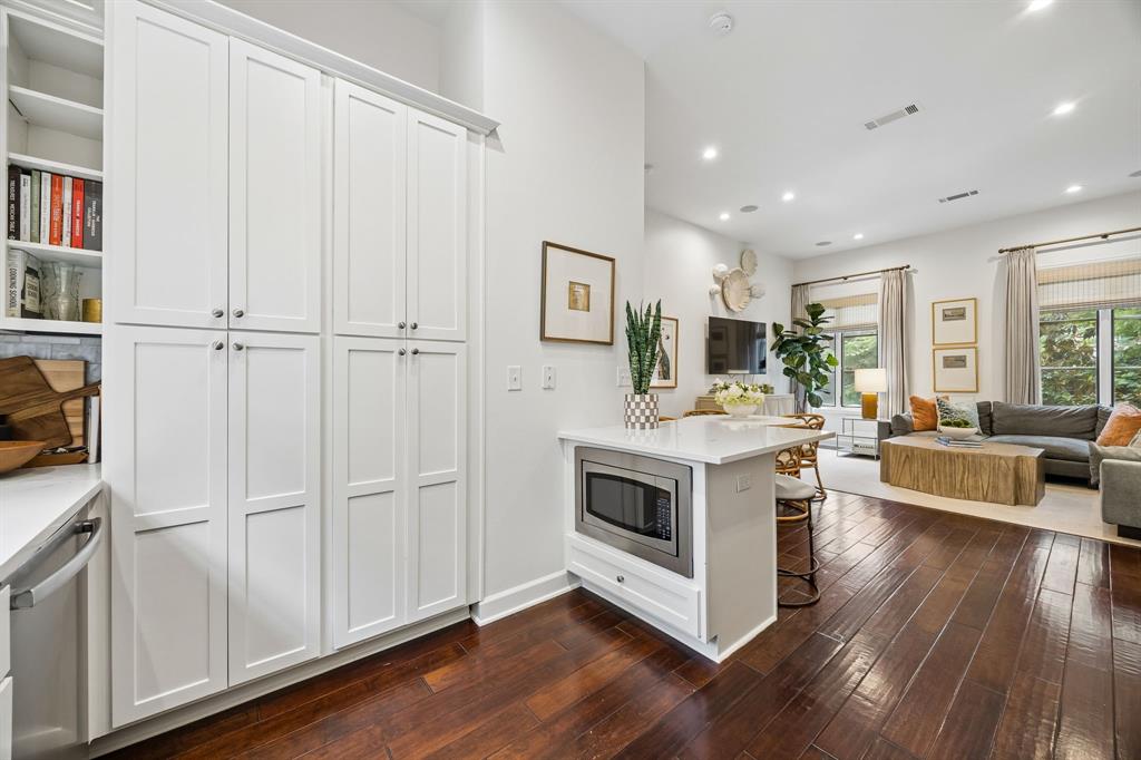 Vine Condominiums - Residential
