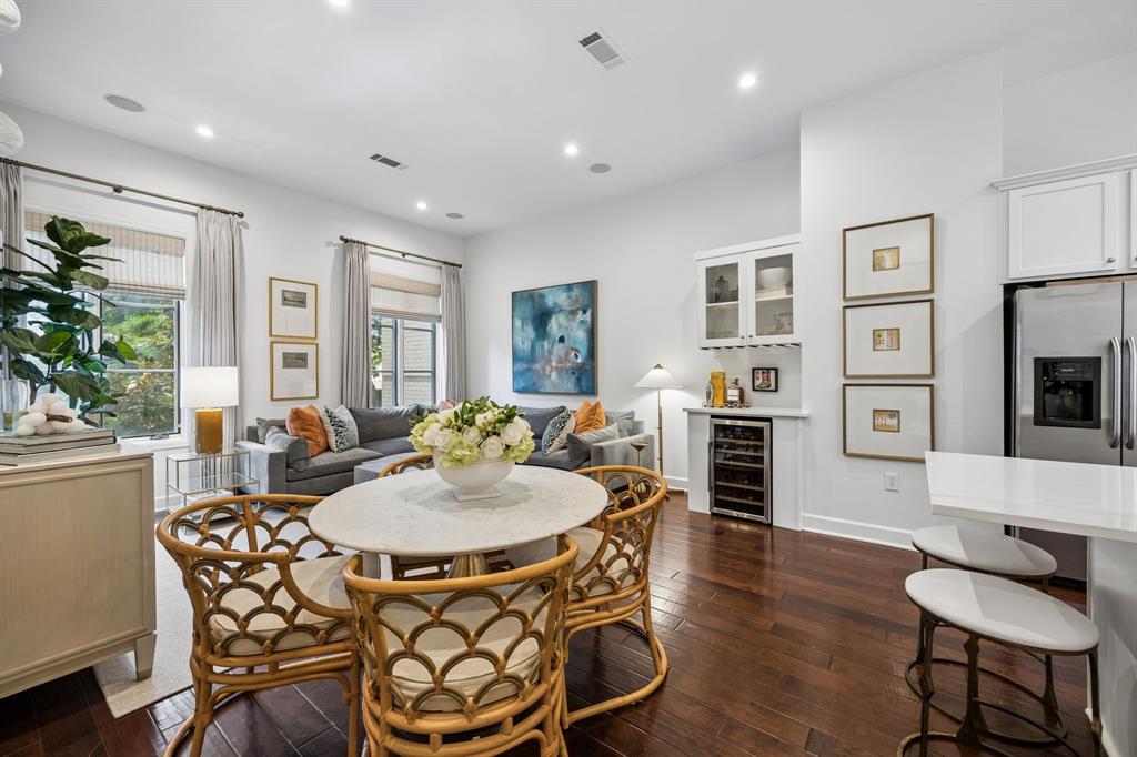 Vine Condominiums - Residential