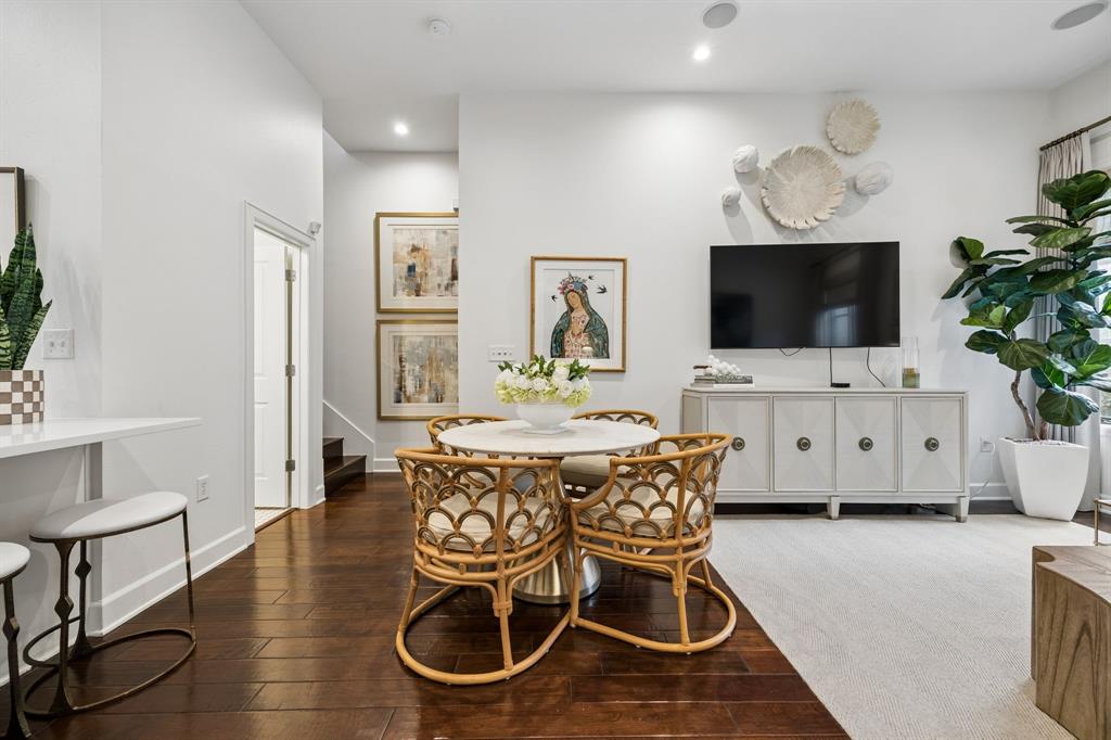 Vine Condominiums - Residential