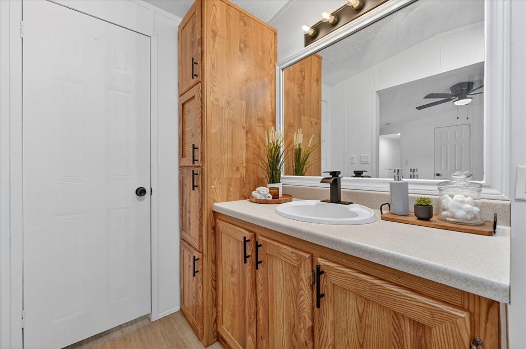 Bluewater Oaks - Residential