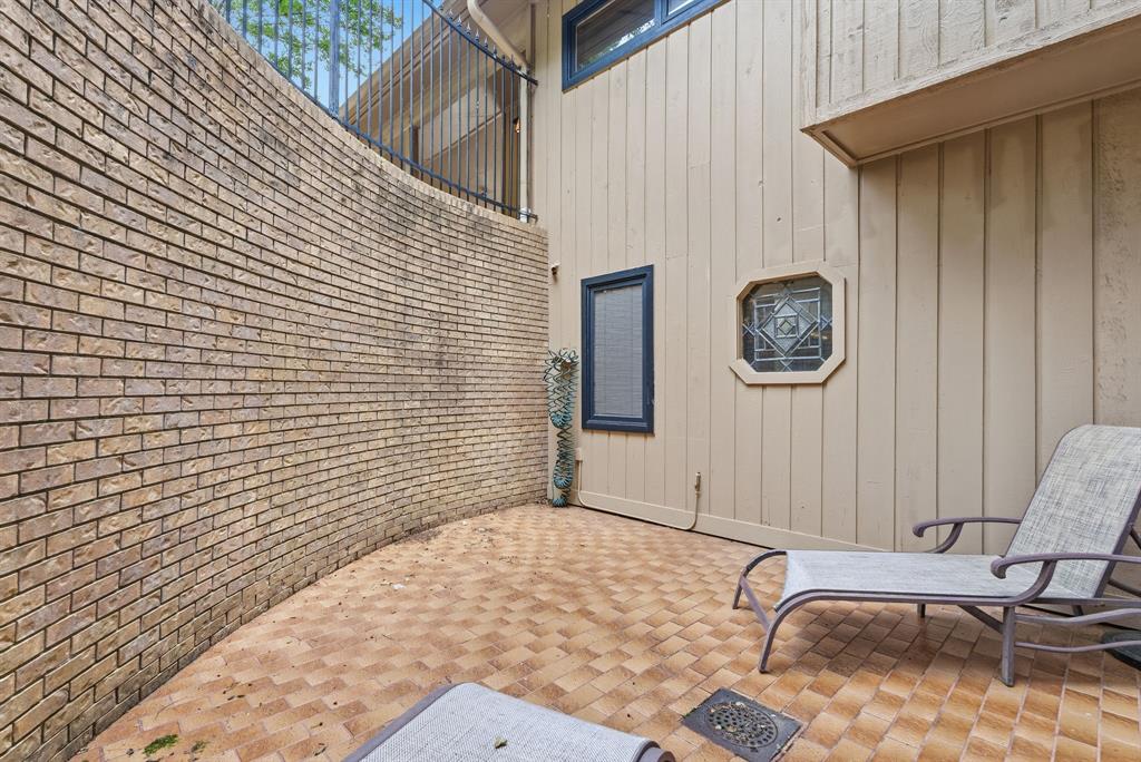 T Hays - Residential