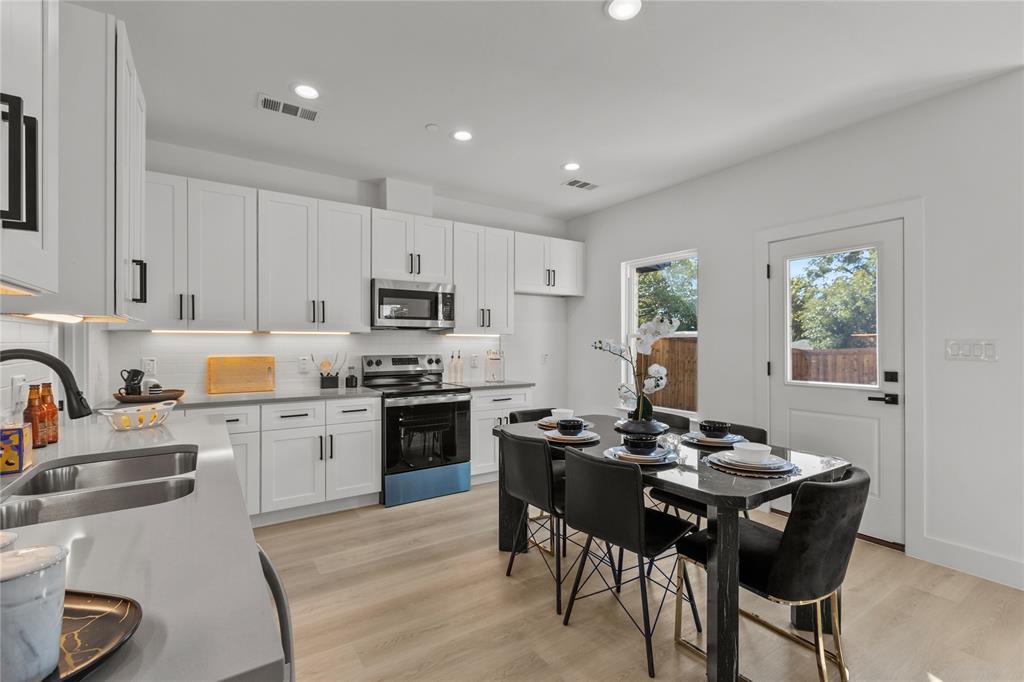 Gilbert Villas Add - Residential