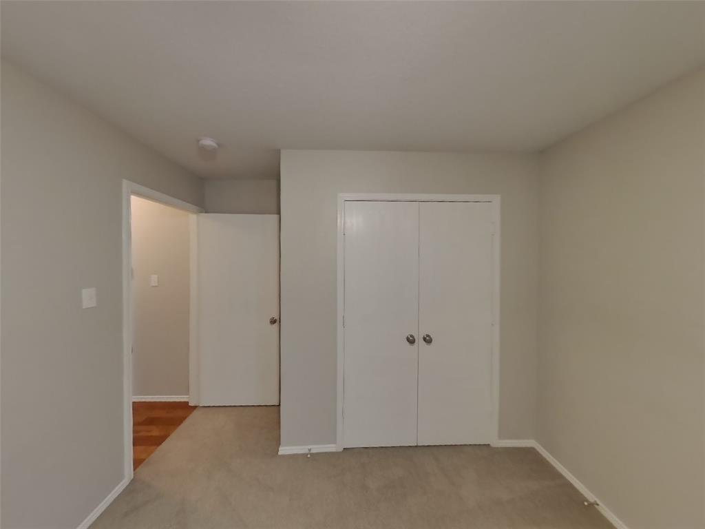 FORMAN WILLIAMSBURG SQUARE - Residential Lease