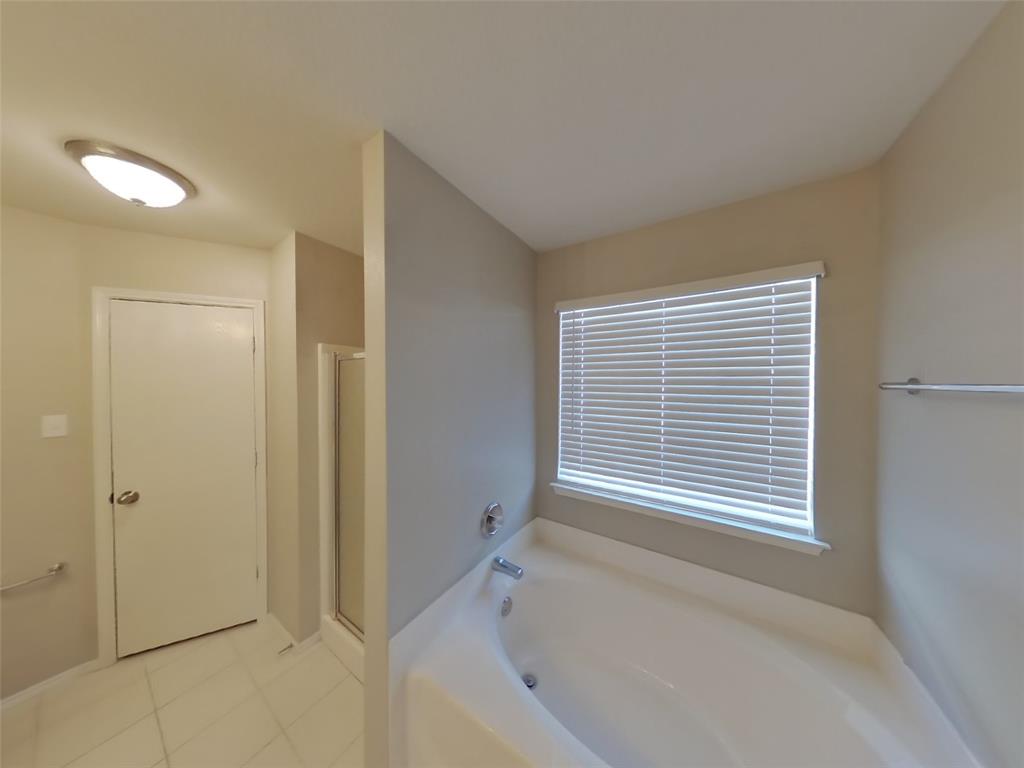 FORMAN WILLIAMSBURG SQUARE - Residential Lease