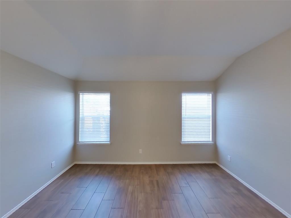 FORMAN WILLIAMSBURG SQUARE - Residential Lease