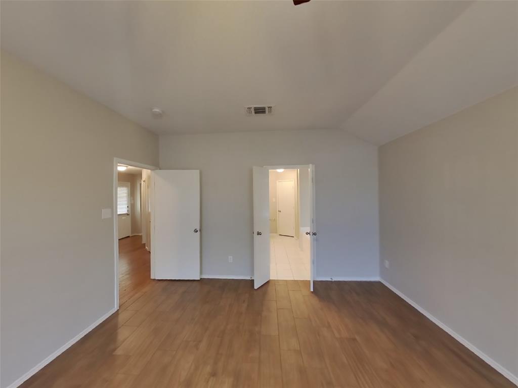 FORMAN WILLIAMSBURG SQUARE - Residential Lease