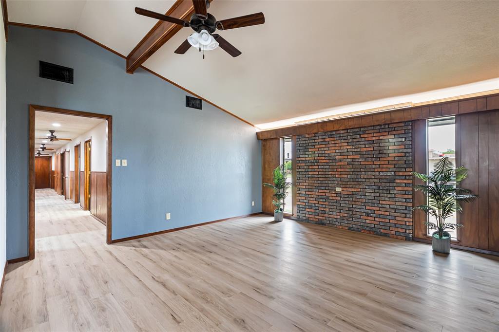 Ridgeway Plaza - Commercial Sale