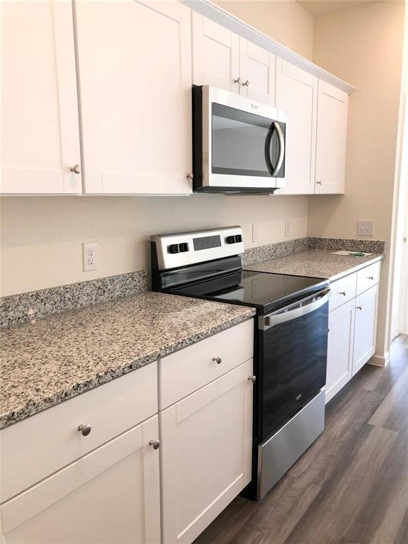 PECAN GROVE PHASE IV - Residential Lease