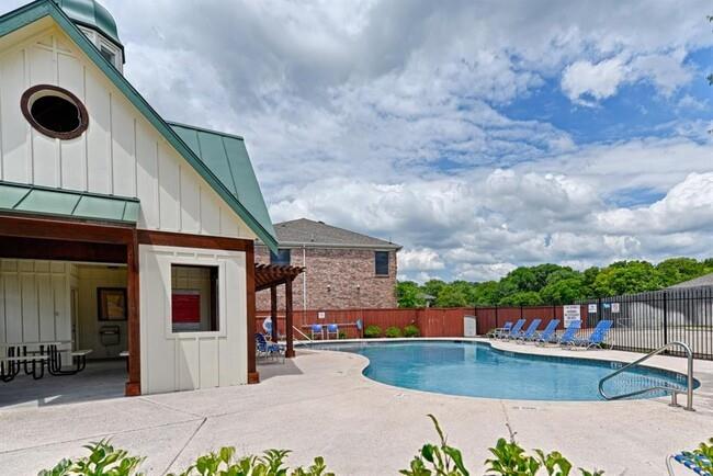PECAN GROVE PHASE IV - Residential Lease
