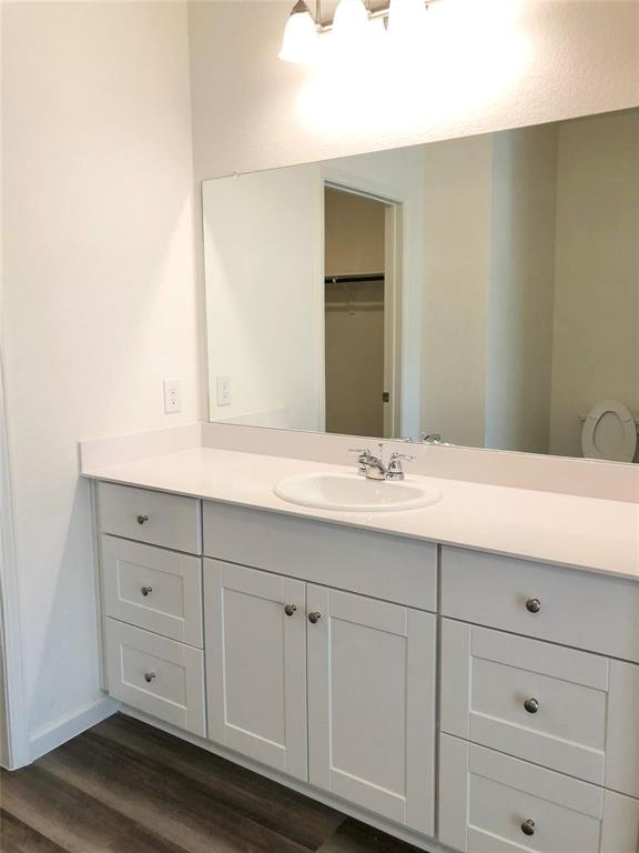 PECAN GROVE PHASE IV - Residential Lease