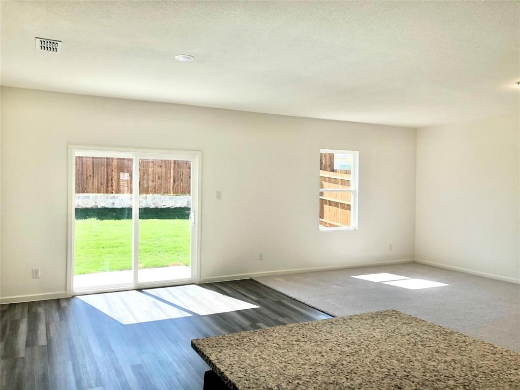 PECAN GROVE PHASE IV - Residential Lease
