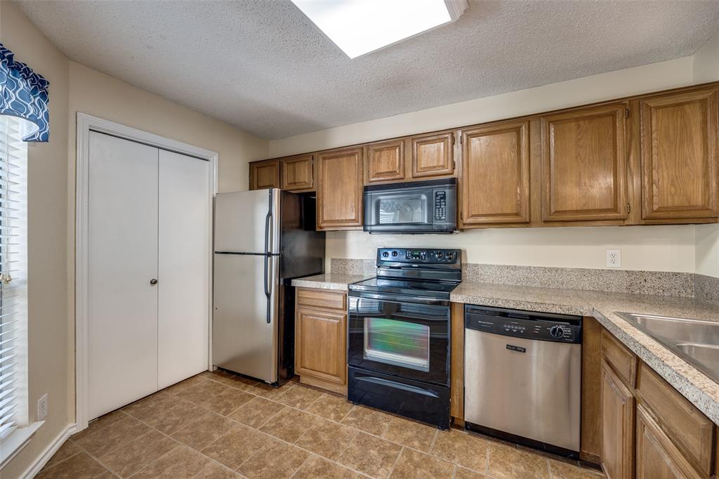 Preston On Creek Condos - Residential