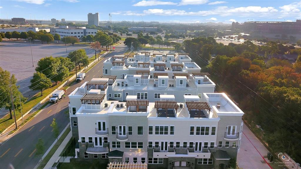 Ballpark Estates - Residential Lease