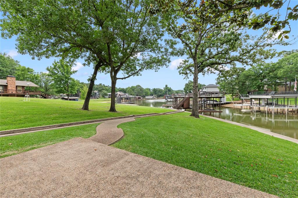 Villa Cove - Residential