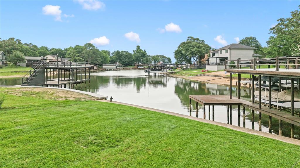 Villa Cove - Residential