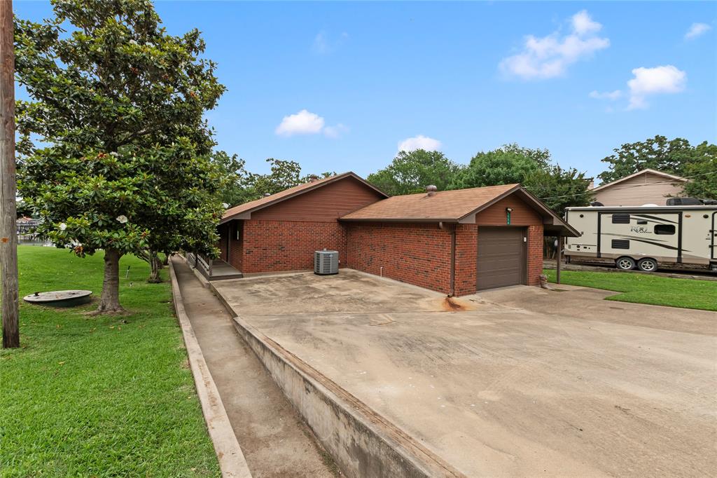 Villa Cove - Residential