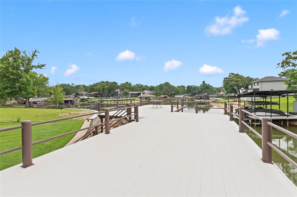 Villa Cove - Residential