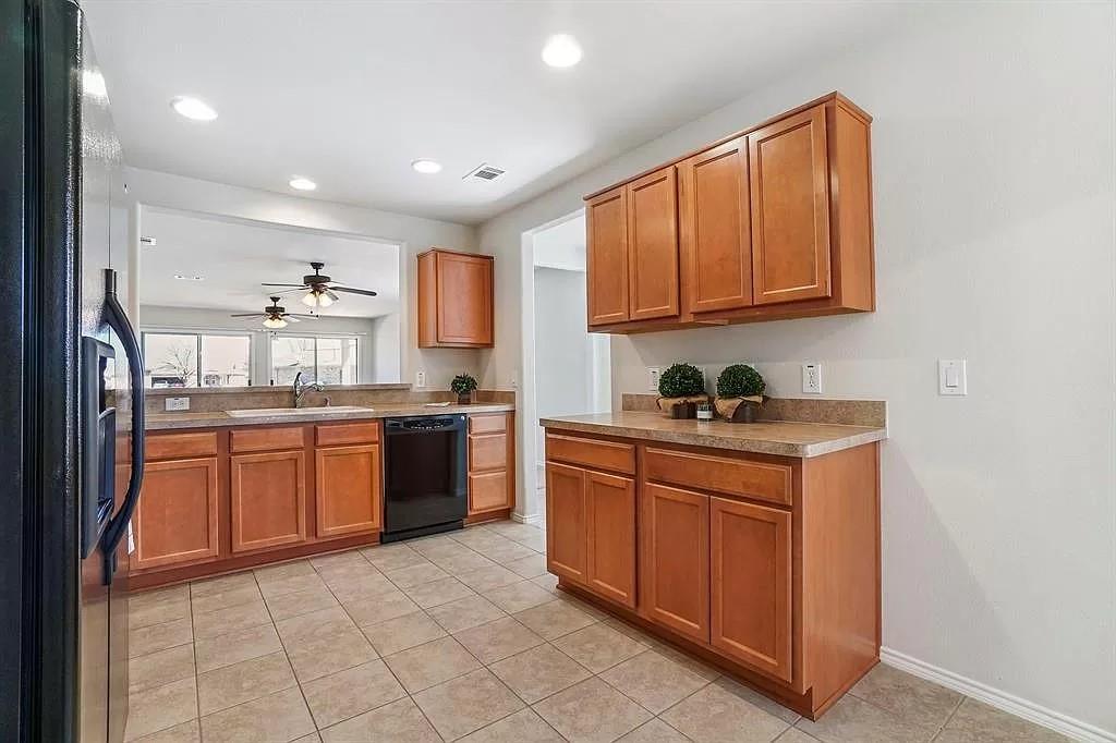 Frisco Lakes By Del Webb Villa - Residential