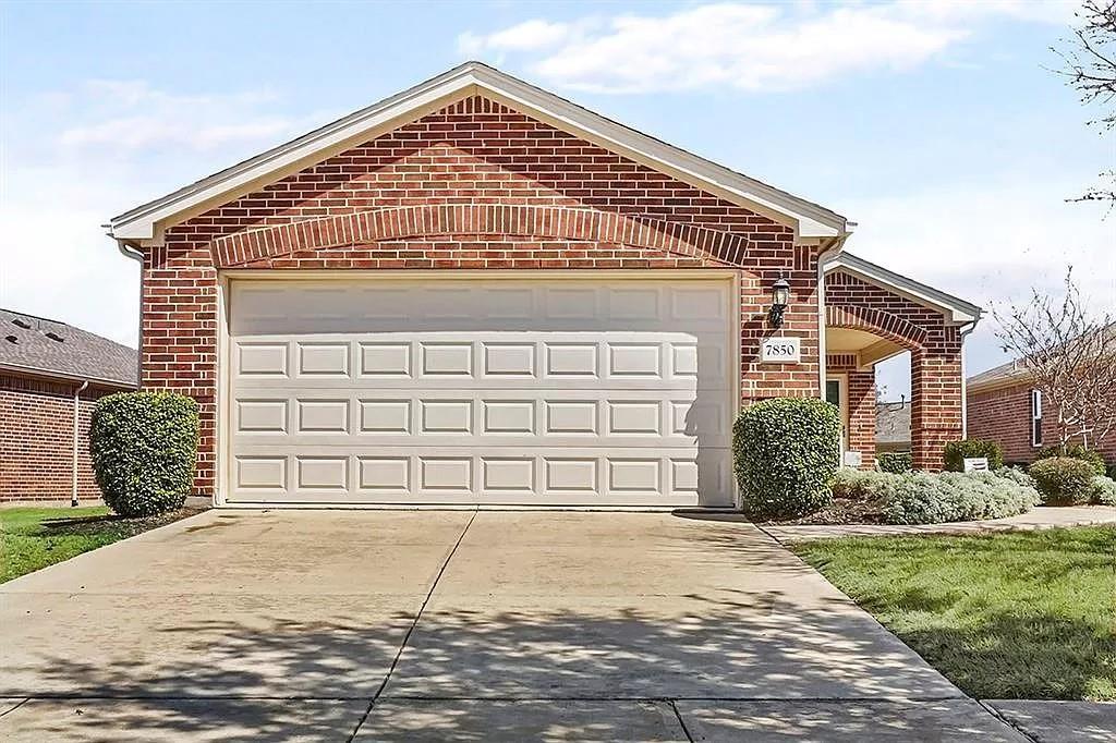 Frisco Lakes By Del Webb Villa - Residential