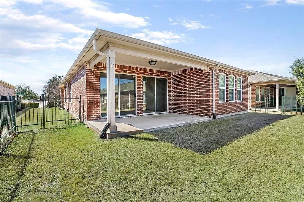 Frisco Lakes By Del Webb Villa - Residential