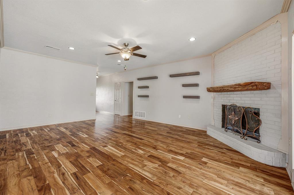 Decordova Bend Estate - Residential