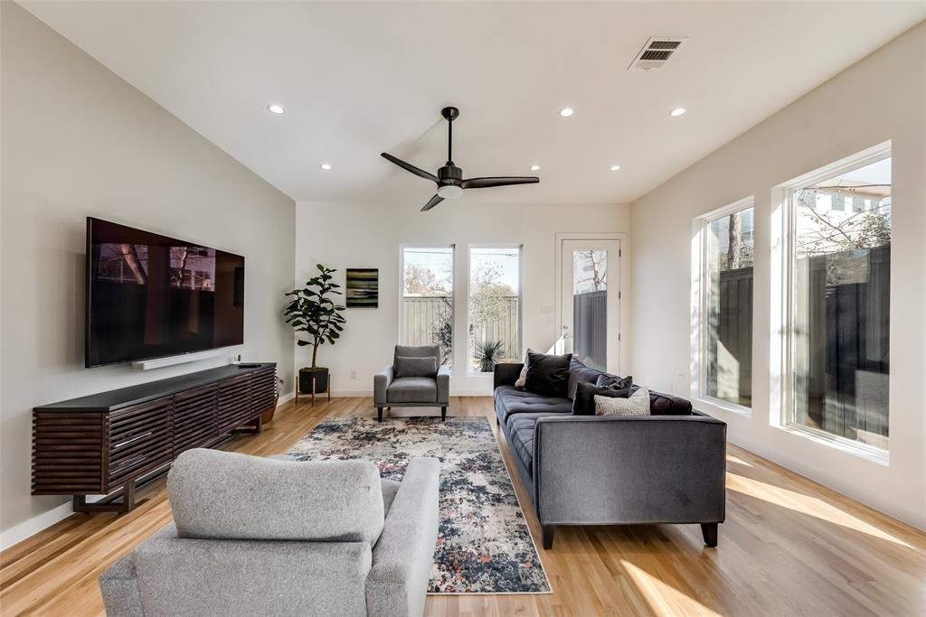 Coles Manor Place To Belmont P - Residential Lease