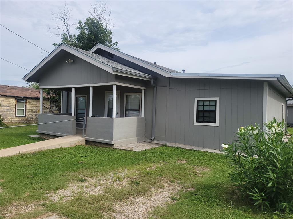 This Beautifully remodeled home is now available and ready for new owners. This cute 3 bedroom and 1 bath home has been updated, has central heat and air throughout. Has split bedroom arraingement for your privacy. It has a large laundry room and all new flooring throughout the home. The kitchen is small but cute and sure to please you and your guests. The back yard is large enough to enjoy and has a new storage buiilding for your crafts or tools. Don't miss out on this one, its sure to please!