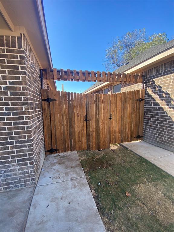 Org. Cleburne - Residential Lease