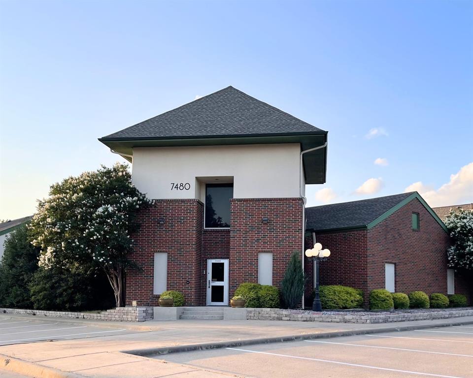 Stonebrook - Commercial Sale