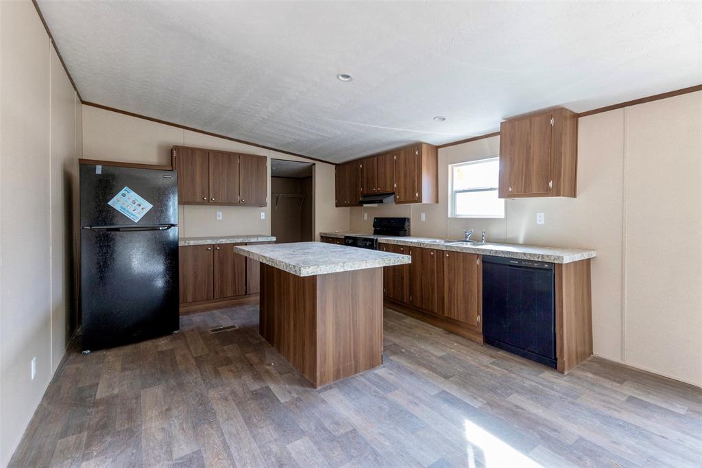 Oak Trail Shores Sec D - Residential