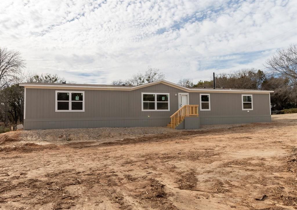 **100% FINANCING AVAILABLE, $0 DOWN, ALL CLOSING COSTS PAID BY SELLER IS AVAILABLE**
Sellers have now included all 3 lots equaling .48 acres. Waiting on re-plat from county to be finalized.
This brand new 5 bedroom, 3-bath home is perfect for a growing family sitting on just under .5 acres.  Walk in the front door and be welcomed by 2,001 spacious square feet. The open concept makes for ample room for family time and your “own space”. The kitchen includes island, refrigerator, dishwasher, and electric range. Primary bedroom includes an en-suite bathroom for privacy to unwind. This home is just minutes from Lake Granbury, historic downtown, shops, and restaurants.
**Seller to pay all closing costs if buyer uses preferred lender. Contact 132 Mortgage for $0 down, 100% financing options** Text listing agent to view home, lot, or get additional info. All information is deemed reliable. Buyer and buyer's agent are responsible to verify all information.