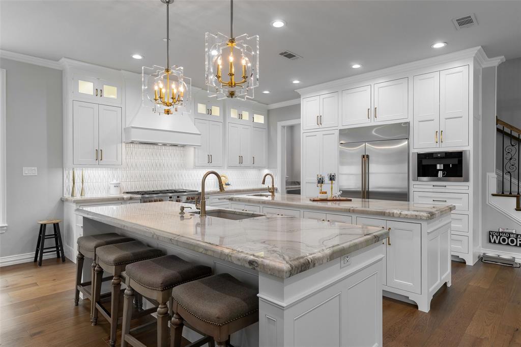 LAKES OF SOMERSET - Residential