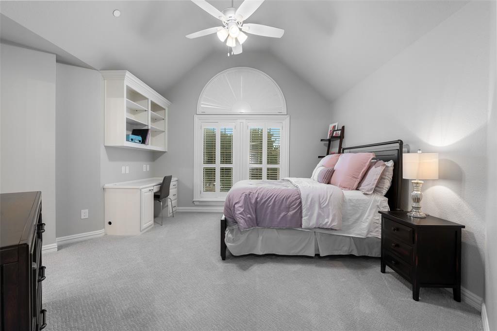 LAKES OF SOMERSET - Residential