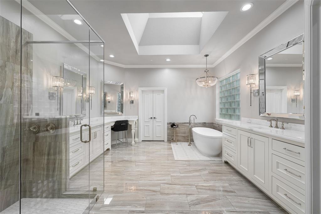 LAKES OF SOMERSET - Residential
