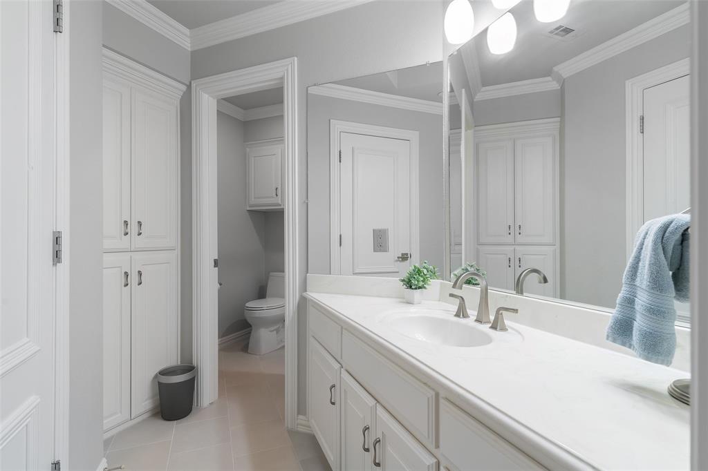 LAKES OF SOMERSET - Residential