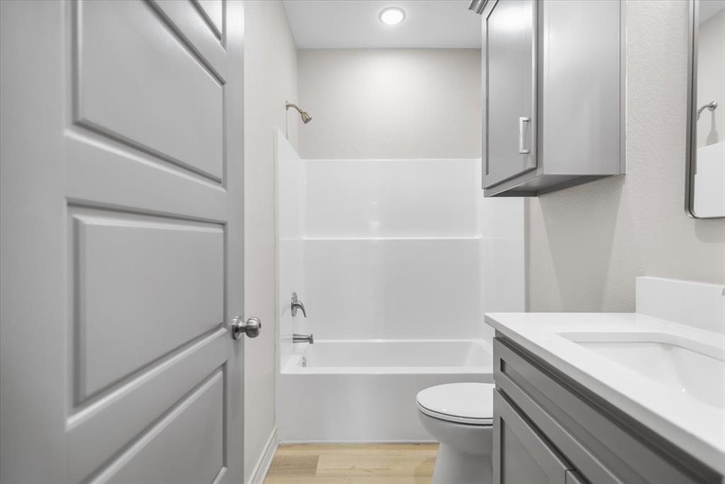 DREW HEIGHTS - Residential