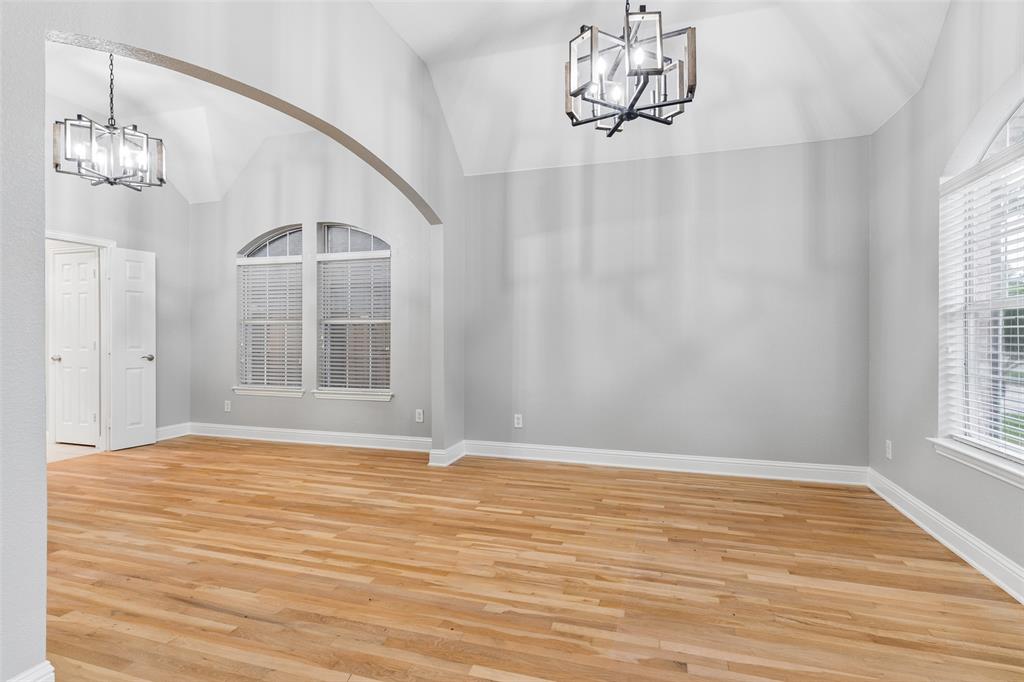 Woodbridge Ph 02c - Residential