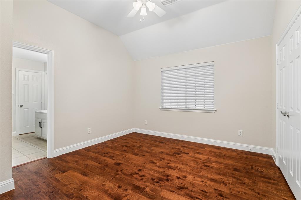Woodbridge Ph 02c - Residential