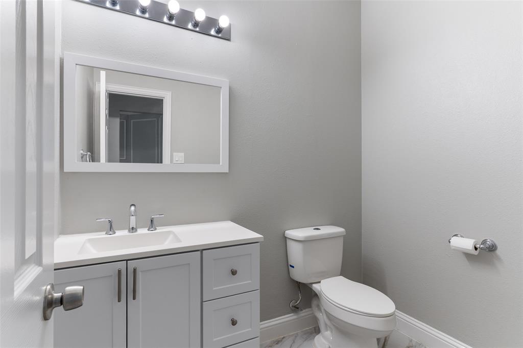 Woodbridge Ph 02c - Residential