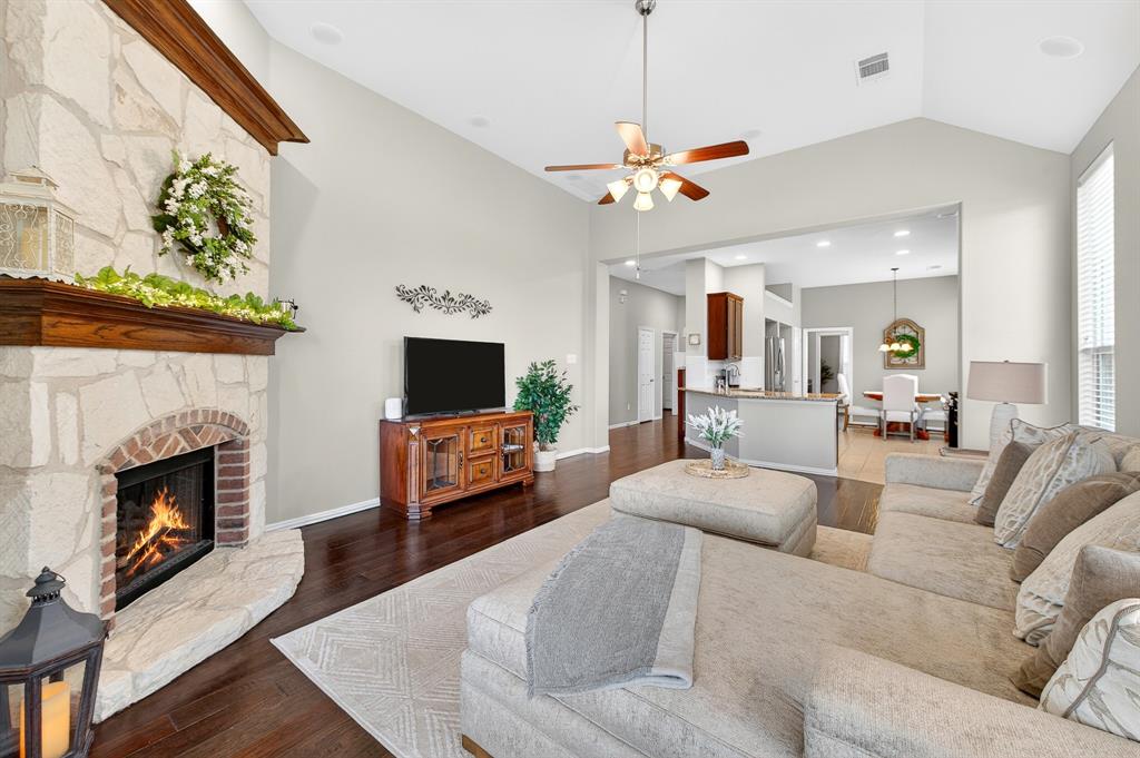Woodbridge Ph 13 - Residential